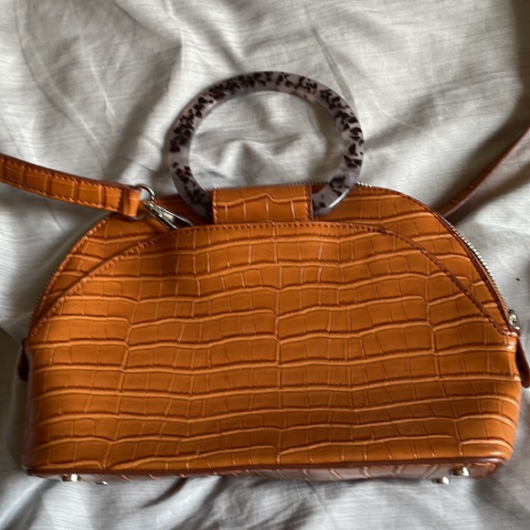 Zara cross body purse in faux crocodile with tortoise shell handles - Picture 2 of 6